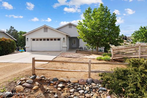 4714 N Sheridan Ln, Prescott Valley, AZ, 86314-7559 | Card Image