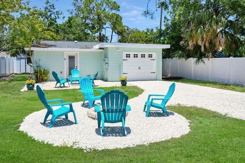 418 40th Ave S, St Petersburg, FL, 33705-3938 | Card Image