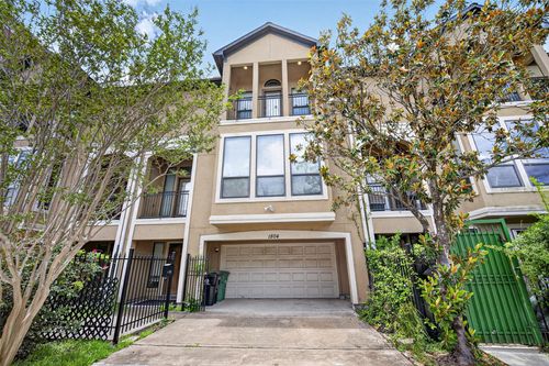 1804 Tuam St, Houston, TX, 77004-1255 | Card Image