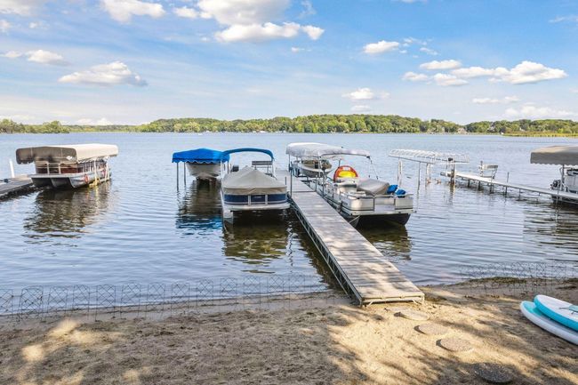 Enjoy Lake Minnewashta | Image 54