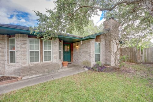 7014 Premont Dr, Corpus Christi, TX, 78414-3130 | Card Image