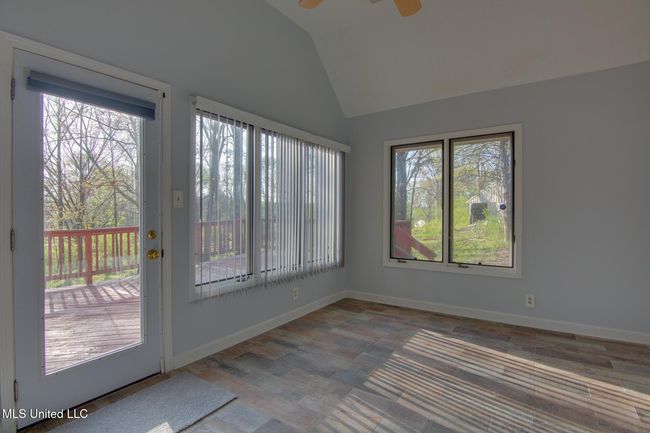 Sunroom/Office | Image 12