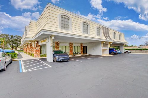 ste-17-784 Us Highway 1, North Palm Beach, FL, 33408-4411 | Card Image