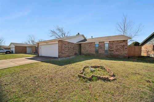 917 E Krayler Ave, Stillwater, OK, 74075-2919 | Card Image