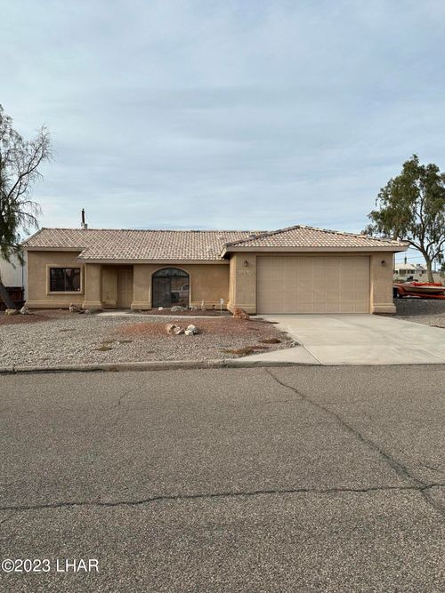 2301 San Juan Dr, Lake Havasu City, AZ, 86403-3149 | Card Image