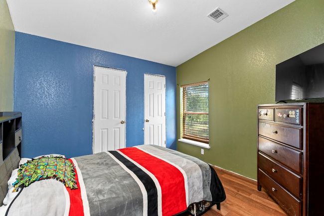 Secondary Bedroom | Image 16