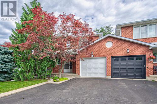 86 Chelsea Crescent, Hamilton (Stoney Creek), ON, L8E5R8 | Card Image