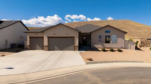 105 Dry Creek Ct, Grand Junction, CO, 81503-9300 | Card Image