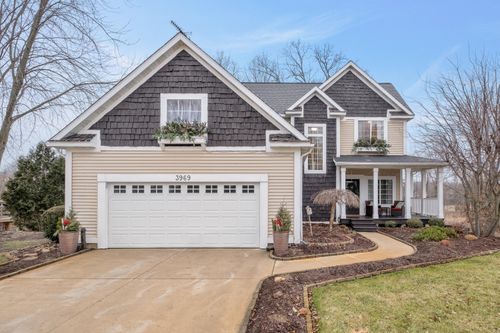 3969 Murray View Dr Ne, Lowell, MI, 49331-9728 | Card Image