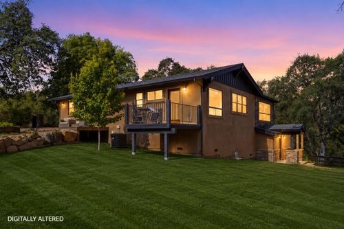 19441 Edgett Ln, Penn Valley, CA, 95946-9703 | Card Image