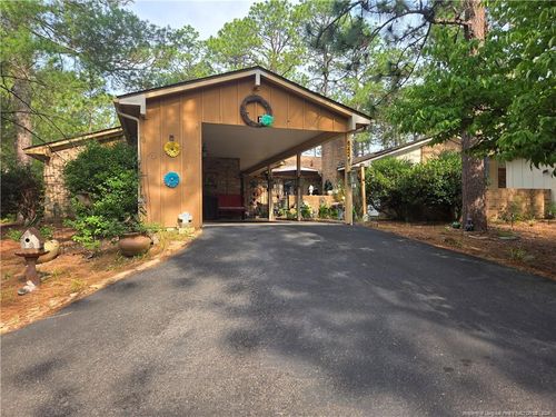 642 Redwood Dr, Southern Pines, NC, 28387-6161 | Card Image
