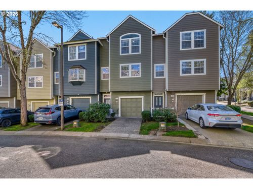 15680 Sw Black Quartz St, Beaverton, OR, 97007-6675 | Card Image