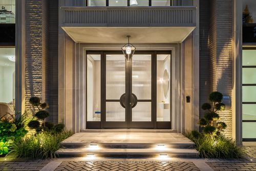 84 Old Forest Hill Rd, Toronto, ON, M5P2R5 | Card Image