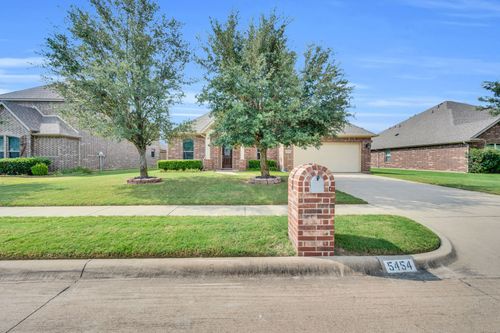 5454 Red Rose Trail, Midlothian, TX, 76065 | Card Image