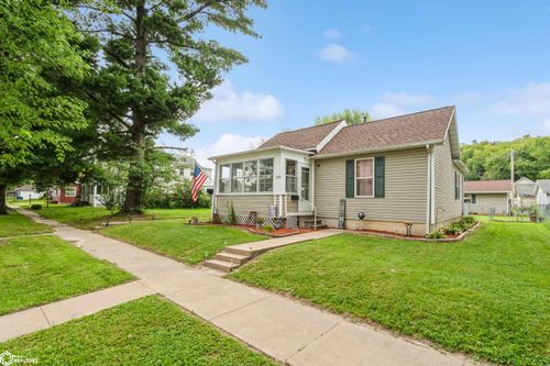 1515 Avenue C, Fort Madison, IA, 52627-2622 | Card Image