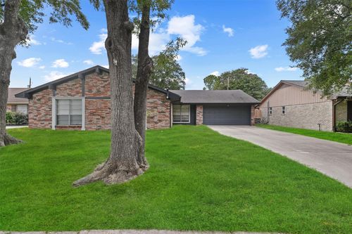 1311 Creek Hollow Dr, El Lago, TX, 77586-6029 | Card Image