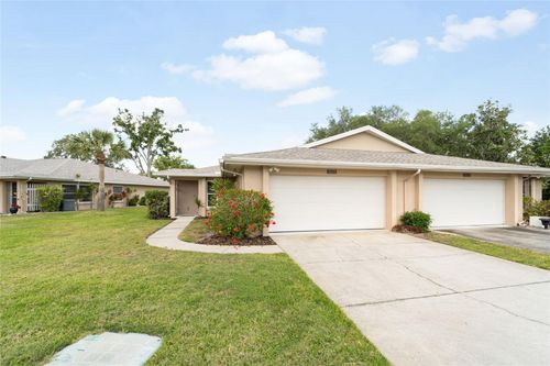 18-5689 Evergreen Dr, Sarasota, FL, 34233-1649 | Card Image