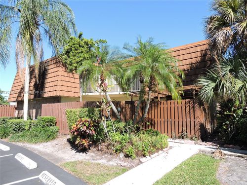 1316-1316 Sw 118th Ter, Davie, FL, 33325-3894 | Card Image