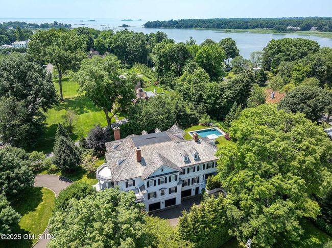 35 Club Rd, House other with 6 bedrooms, 8 bathrooms and null parking in Riverside CT | Image 4