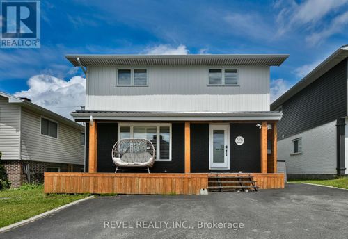 376 Morandin Ave, Timmins, ON, P4N7R4 | Card Image