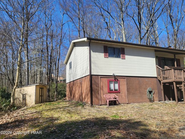 Side view and shed | Image 25