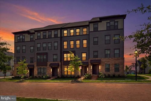 1677 Dunnington Pl, DUMFRIES, VA, 22026-2880 | Card Image