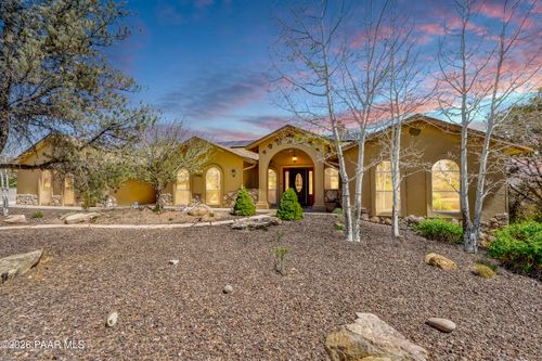 7945 N Shadyoaks Dr, Prescott, AZ, 86305-7707 | Card Image