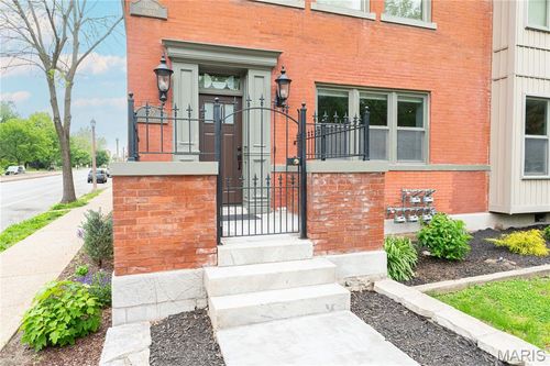 unit-102-3559 Halliday Ave, Saint Louis, MO, 63118-1138 | Card Image