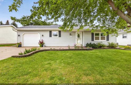 1378 Inverness Lane, NEENAH, WI, 54956 | Card Image
