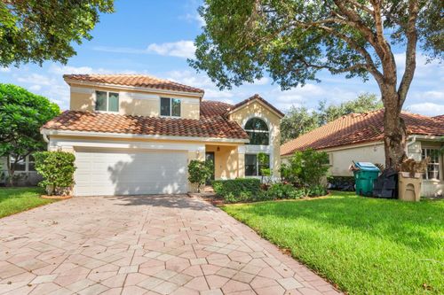 9210 Oak Grove Cir, Davie, FL, 33328-6934 | Card Image