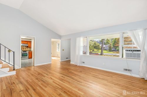 745 Schoolhouse Ln, Bound Brook, NJ, 08805-1440 | Card Image