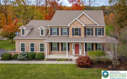 3505 Woodbyne Rd, Hellertown, PA, 18055-3164 | Card Image