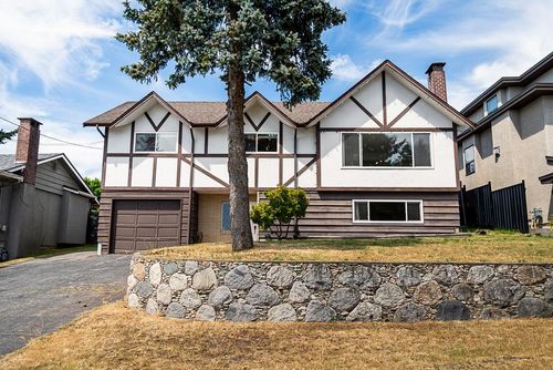 663 Shaw Ave, Coquitlam, BC, V3K2R7 | Card Image