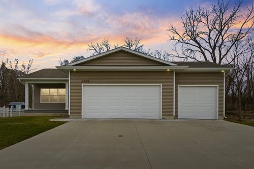 1205 Fran St, Evansdale, IA, 50707-1916 | Card Image