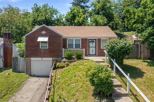 440 Lee Dr, Penn Hills, PA, 15235-1840 | Card Image