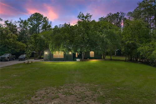 9091 Mcintyre Rd, Brooksville, FL, 34601-5111 | Card Image