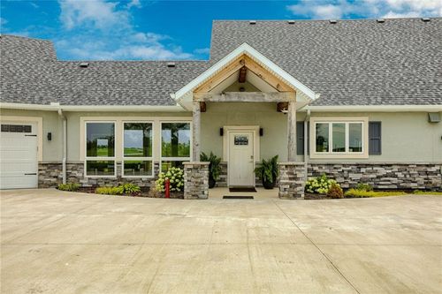25 Ne Stonum Rd, Lathrop, MO, 64465-9445 | Card Image