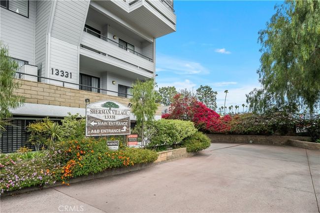 APT-326 - 13331 Moorpark St, Condo with 2 bedrooms, 2 bathrooms and 2 parking in Sherman Oaks CA | Image 37