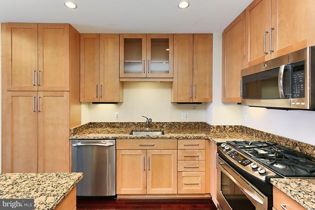 APT-302 - 8220 Crestwood Heights Dr, Condo with 1 bedrooms, 1 bathrooms and null parking in MCLEAN VA | Image 15