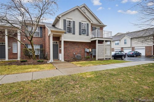 13343 Forest Ridge Blvd, Sterling Heights, MI, 48313-1170 | Card Image
