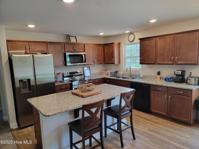 Kitchen | Image 4