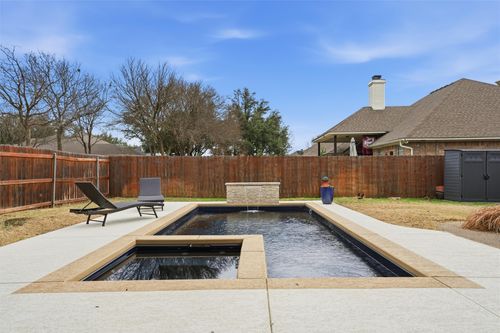 108 Lariat Trl, McGregor, TX, 76657-3784 | Card Image