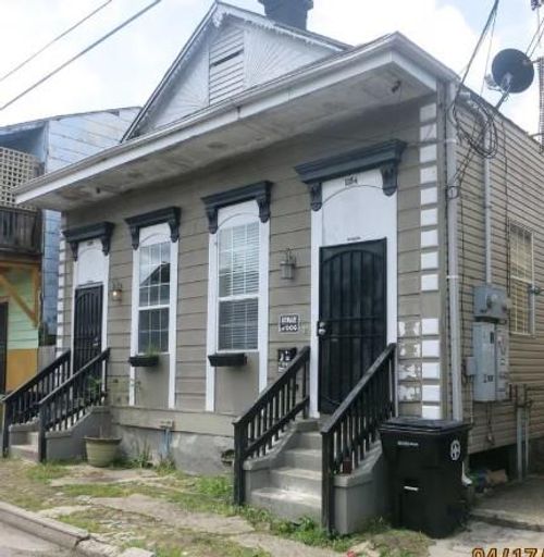 1352 54 Saint Anthony Street, New Orleans, LA, 70116 | Card Image