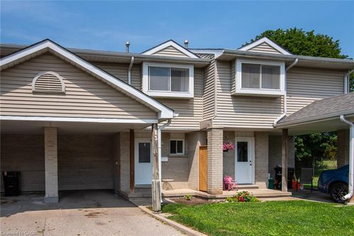 13-125 Sekura Cres, Cambridge, ON, N1R8B4 | Card Image