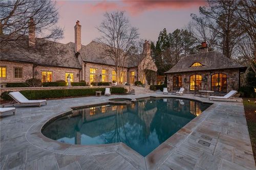4380 Harris Trl Nw, Atlanta, GA, 30327-3820 | Card Image