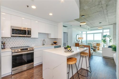 apt-1116-250 Pharr Rd Ne, Atlanta, GA, 30305-2277 | Card Image