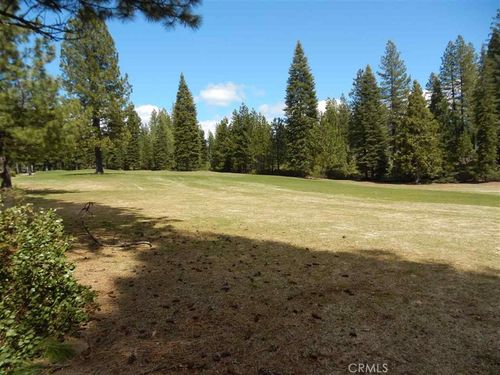 212 Clifford Dr, Westwood, CA, 96137 | Card Image