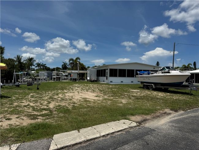 271 - 1003 Pine Dr, House other with 1 bedrooms, 2 bathrooms and null parking in NAPLES FL | Image 18