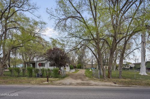 5620 Yukon Dr, Sun Valley, NV, 89433-7529 | Card Image