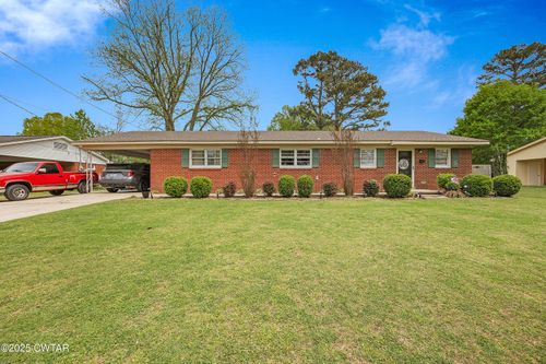 1307 Harbert Ave, Trenton, TN, 38382-3307 | Card Image